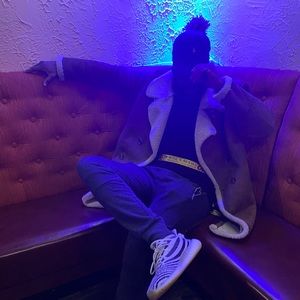 Meet your Posher, Ebunoluwa